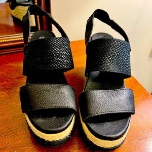 Sorel Wedge Sandals 7.5